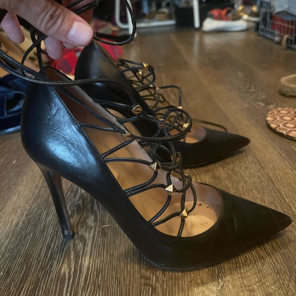 valentino garavani rockstud pointed toe pumps